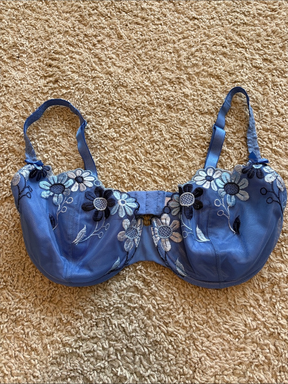 Victorias Secret lightly lined bra blue flowers 36 DD